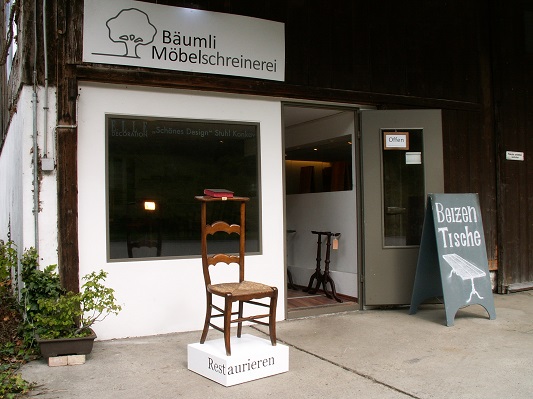 Ausstellung von aussen